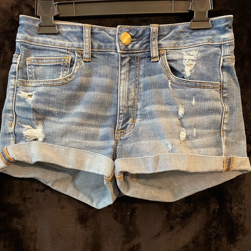 American Eagle Super Stretch High Rise Shortie, size 6